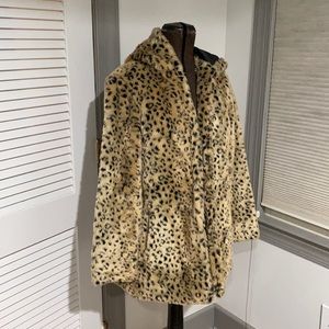 Leopard faux fur coat
